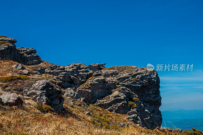 BabinBabin zub是塞尔维亚东南部Stara Planina山脉的一座山峰